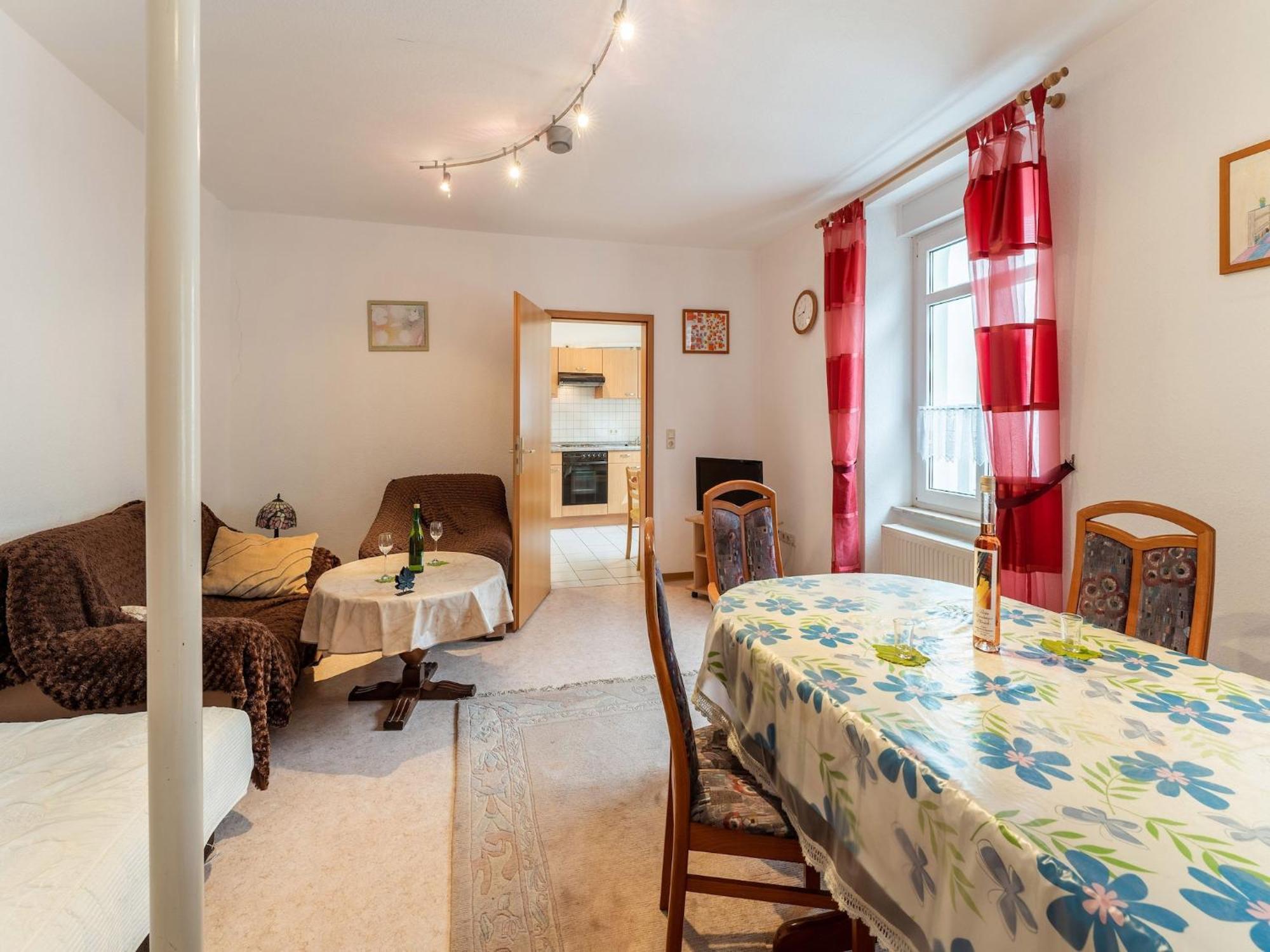 Comfortable Apartment In Ediger Eller Eifel Занкт-Альдегунд Екстер'єр фото